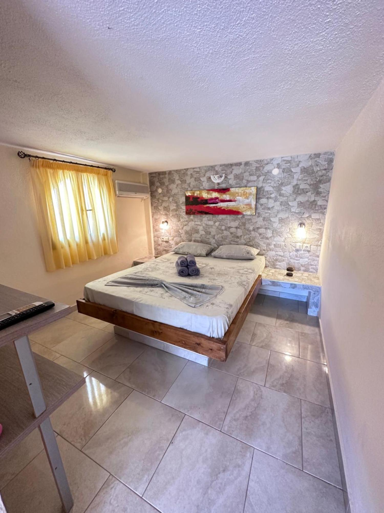The Flower Apartments Toroni Dış mekan fotoğraf